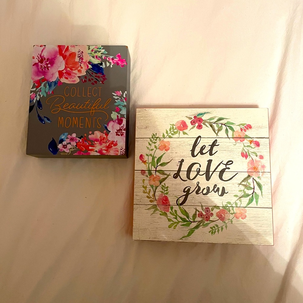 Decorative plaques